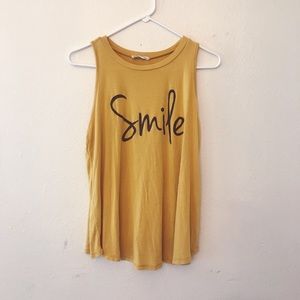 Sleeveless yellow soft T-shirt